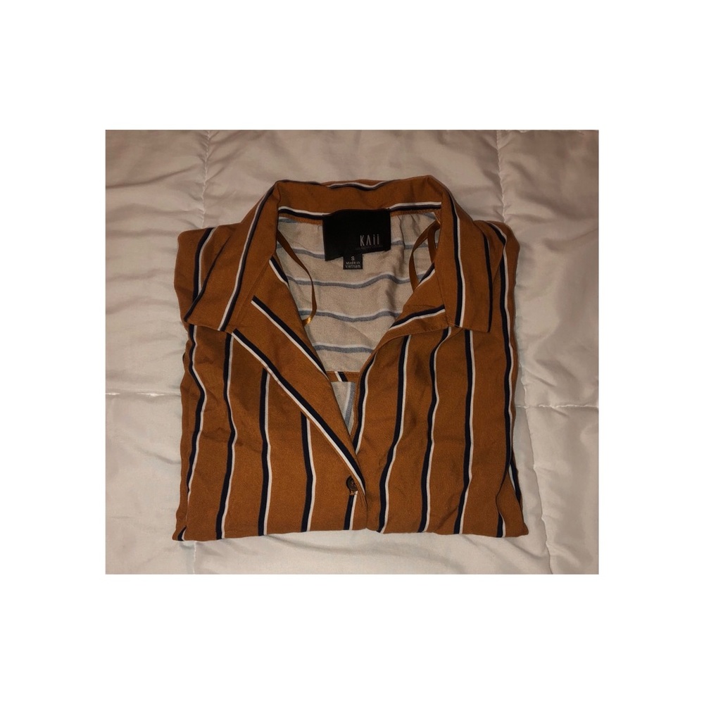 KAii Button Up